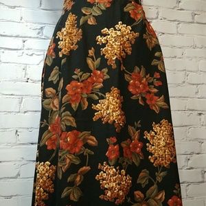 ***SOLD**** Plus Size, Vintage Skirt size 18/20